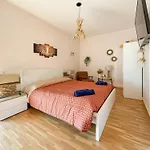Domus Laurentia *