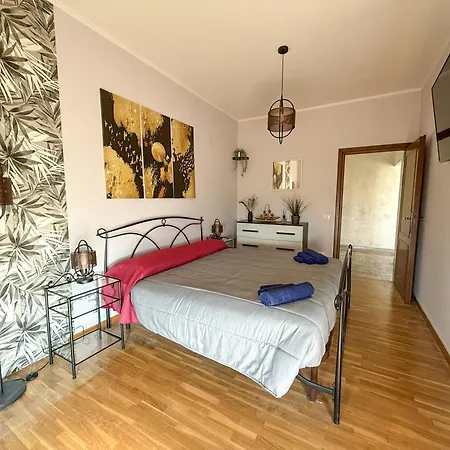 Apartment Domus Laurentia *