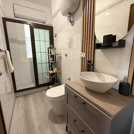 Apartment Domus Laurentia *