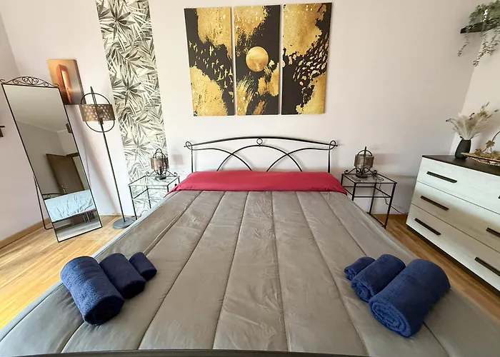 Domus Laurentia * Roma